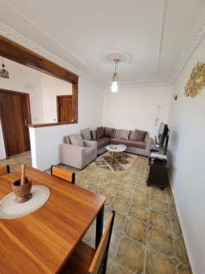 Joli appartement 2pcs confortable et abordable à Odza borne 10